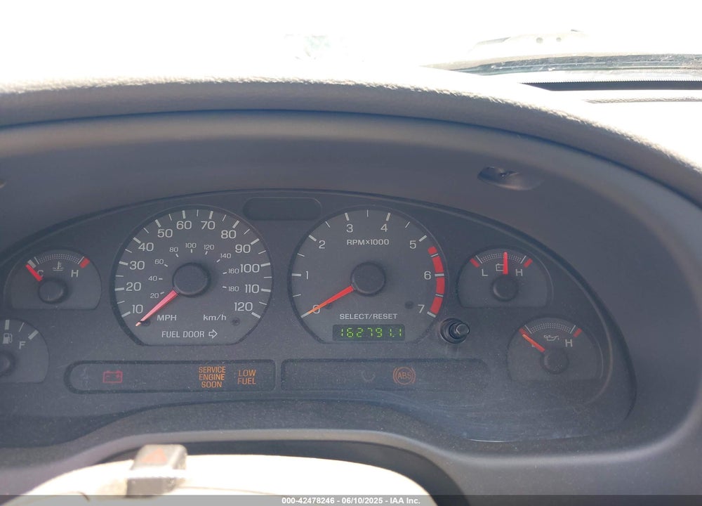 2001 FORD MUSTANG VIN: 1FAFP44471F171133