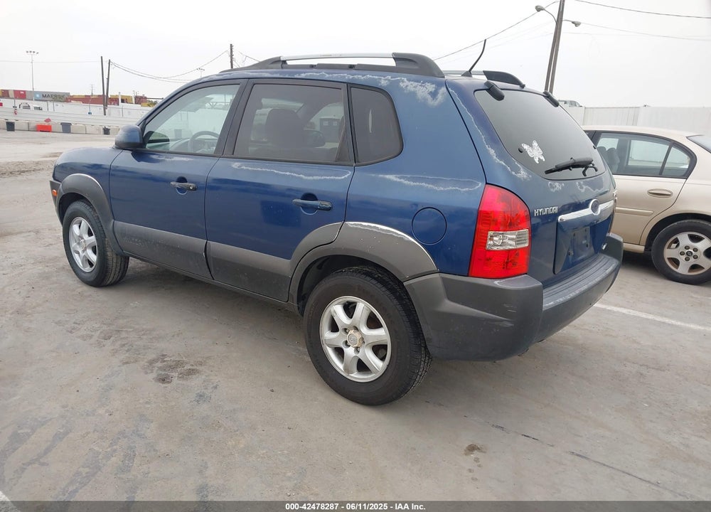 2005 HYUNDAI TUCSON GLS/LX VIN: KM8JN72D65U084609