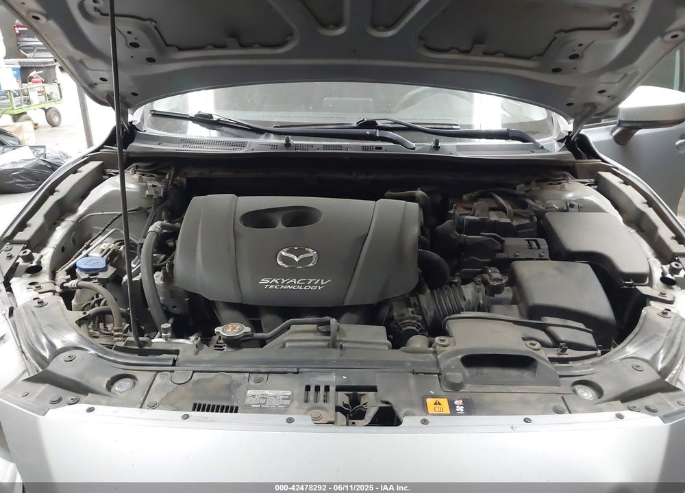 2017 MAZDA MAZDA3 VIN: JM1BN1V72H1110981