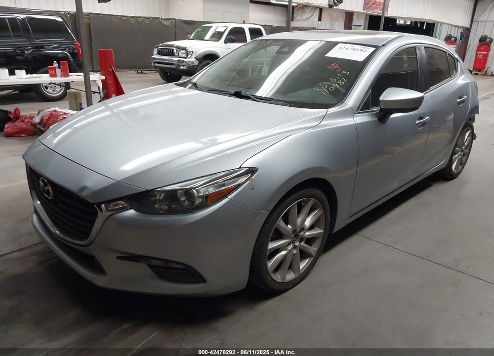 2017 MAZDA MAZDA3 VIN: JM1BN1V72H1110981