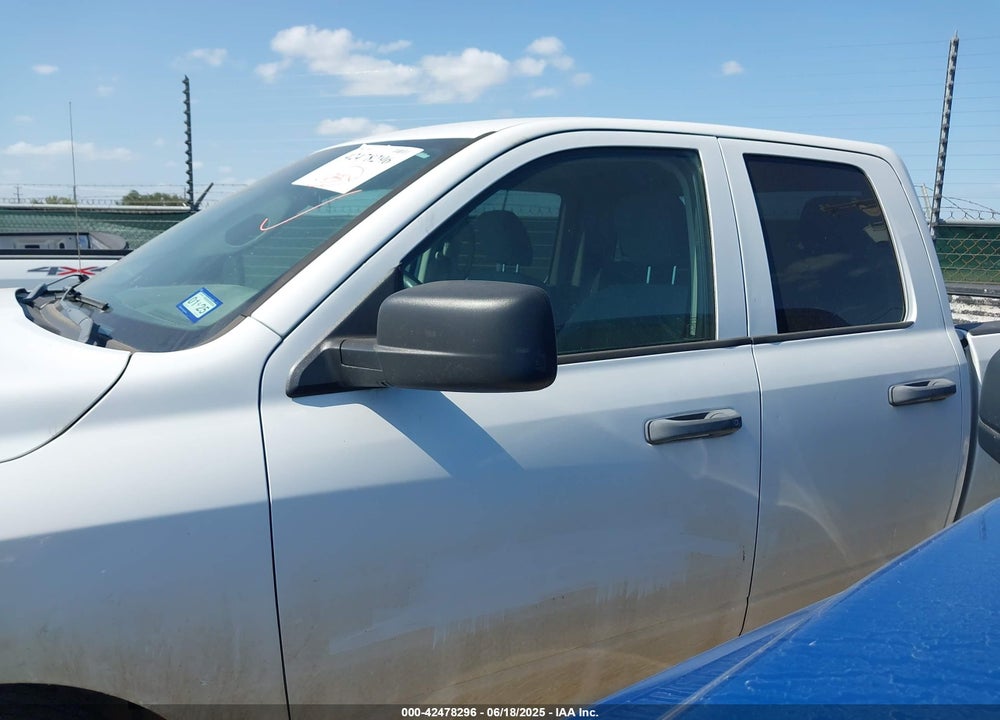 2019 RAM 1500 CLASSIC TRADESMAN 4X2 6'4 BOX VIN: 1C6RR6FG0KS581521