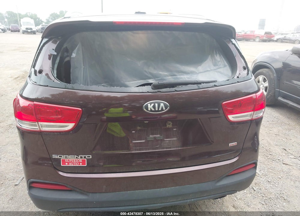 2016 KIA SORENTO VIN: 5XYPG4A38GG008541