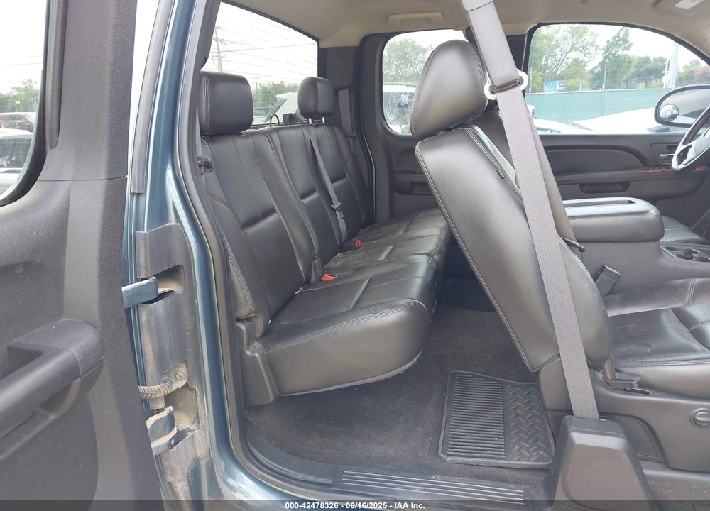 2010 CHEVROLET SILVERADO 1500 VIN: 1GCSKTE30AZ127223