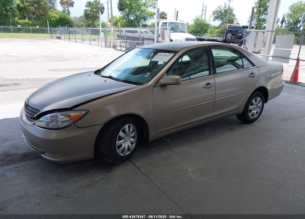 2004 TOYOTA CAMRY LE VIN: 4T1BE32KX4U826259