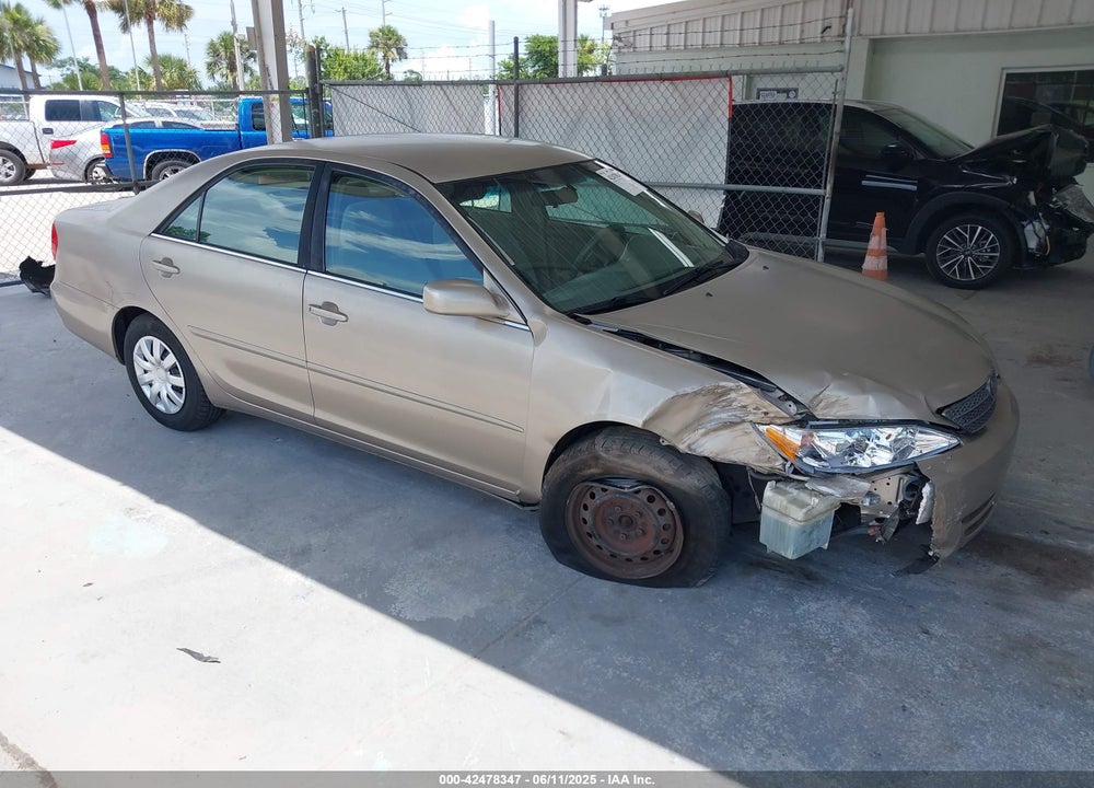 2004 TOYOTA CAMRY LE VIN: 4T1BE32KX4U826259