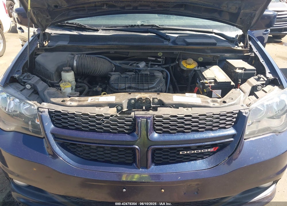2016 DODGE GRAND CARAVAN R/T VIN: 2C4RDGEG9GR196787
