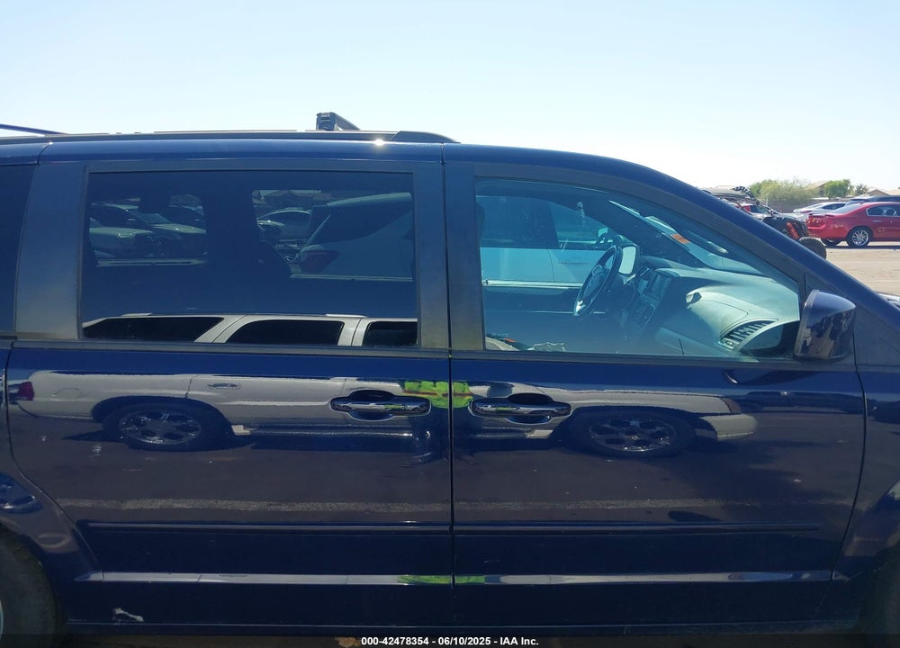 2016 DODGE GRAND CARAVAN R/T VIN: 2C4RDGEG9GR196787