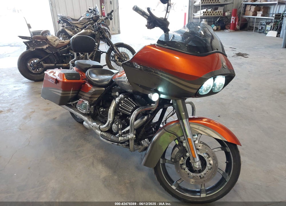 2013 HARLEY-DAVIDSON FLTRXSE CVO ROAD GLIDE CUSTOM VIN: 1HD1TC812DB950606