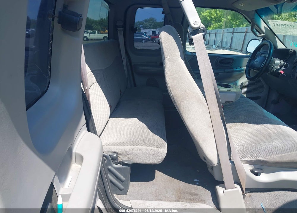 2000 FORD F-150 LARIAT/WORK SERIES/XL/XLT VIN: 2FTRX18L8YCA51967