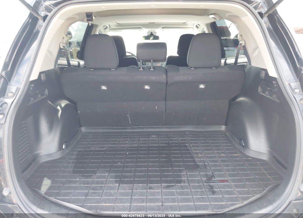 2017 TOYOTA RAV4 VIN: 2T3RFREVXHW549856