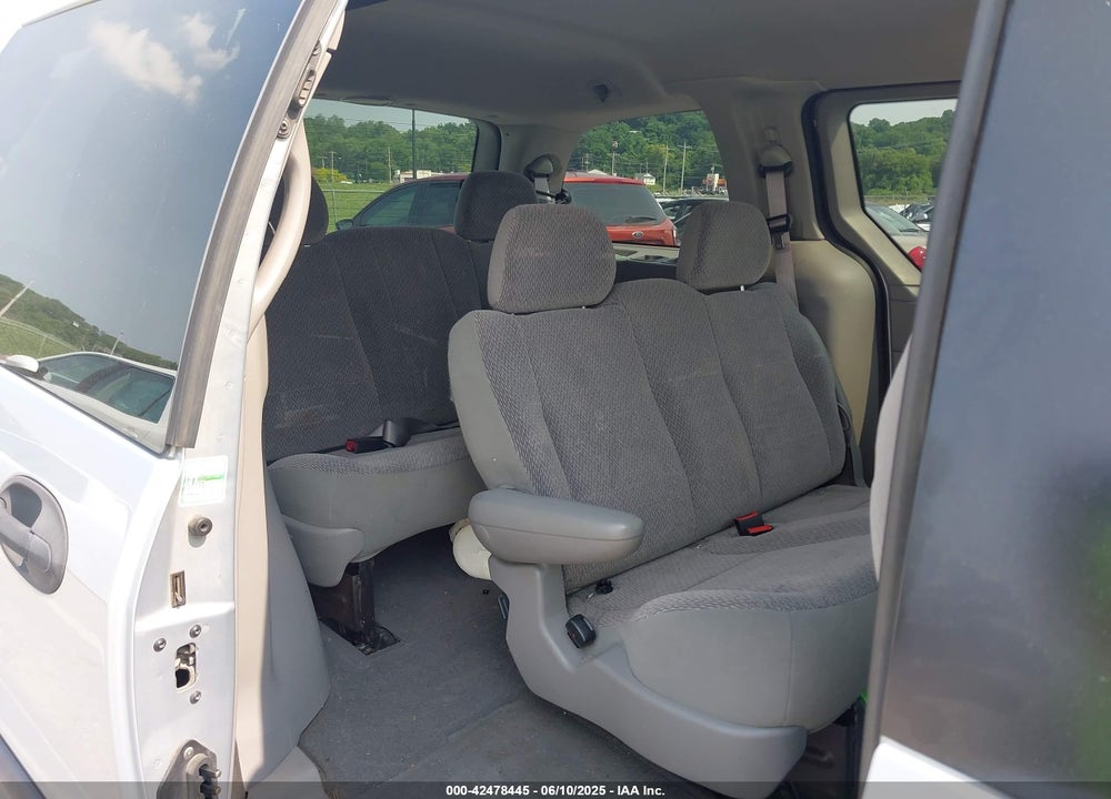 2002 FORD WINDSTAR LX VIN: 2FMZA50432BB39833