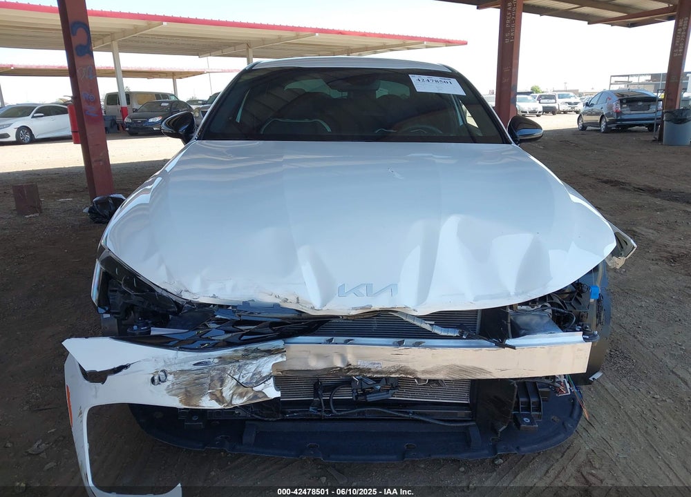 2025 KIA K5 VIN: KNAG64J74S5365686
