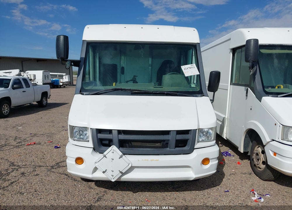 2015 ISUZU COMMERCIAL VAN VIN: JALB4T170F7W00400