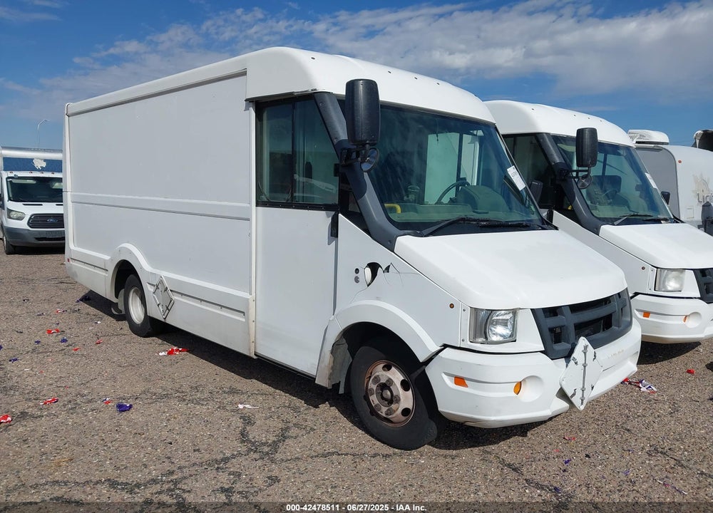 2015 ISUZU COMMERCIAL VAN VIN: JALB4T170F7W00400