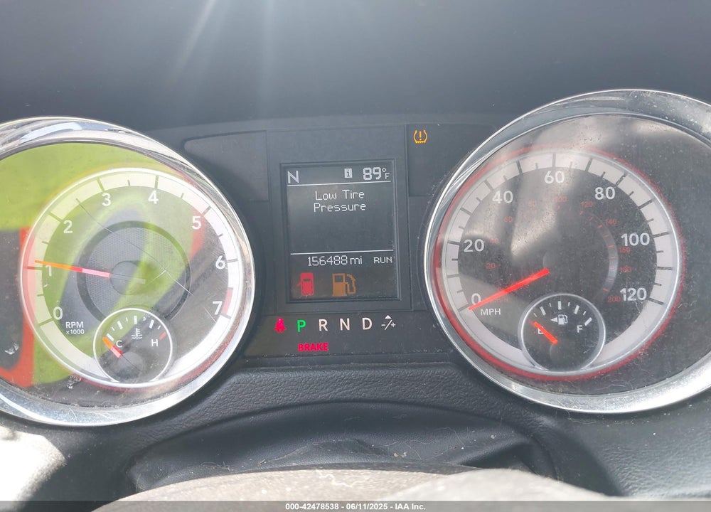 2011 DODGE GRAND CARAVAN R/T VIN: 2D4RN7DG5BR786477