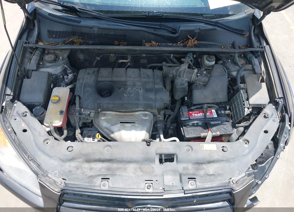 2011 TOYOTA RAV4 VIN: 2T3WF4DVXBW085935