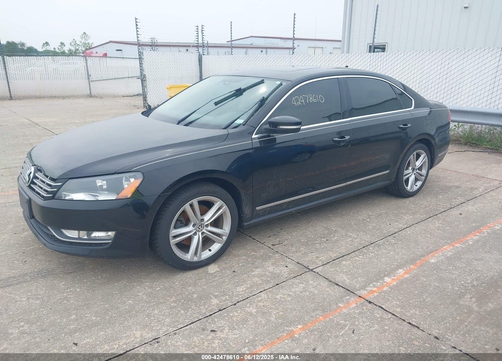 2014 VOLKSWAGEN PASSAT 2.0L TDI SEL PREMIUM VIN: 1VWCN7A35EC078132