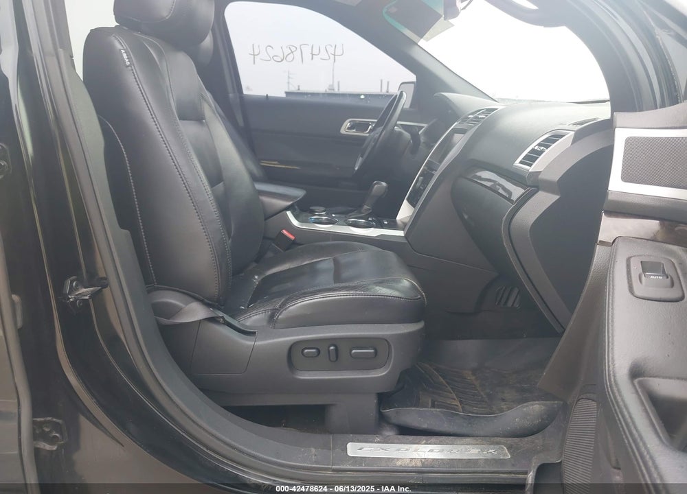 2012 FORD EXPLORER VIN: 1FMHK8F83CGA27841