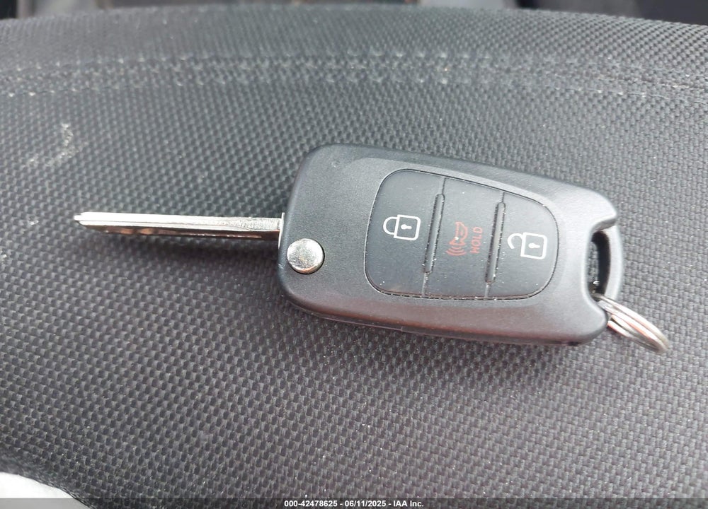 2012 SPORT KIA AGE LX VIN: KNDPB3A2XC7237360