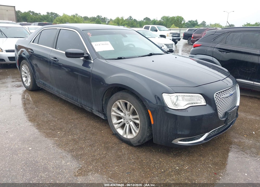2019 CHRYSLER 300 TOURING L VIN: 2C3CCAAG6KH693830