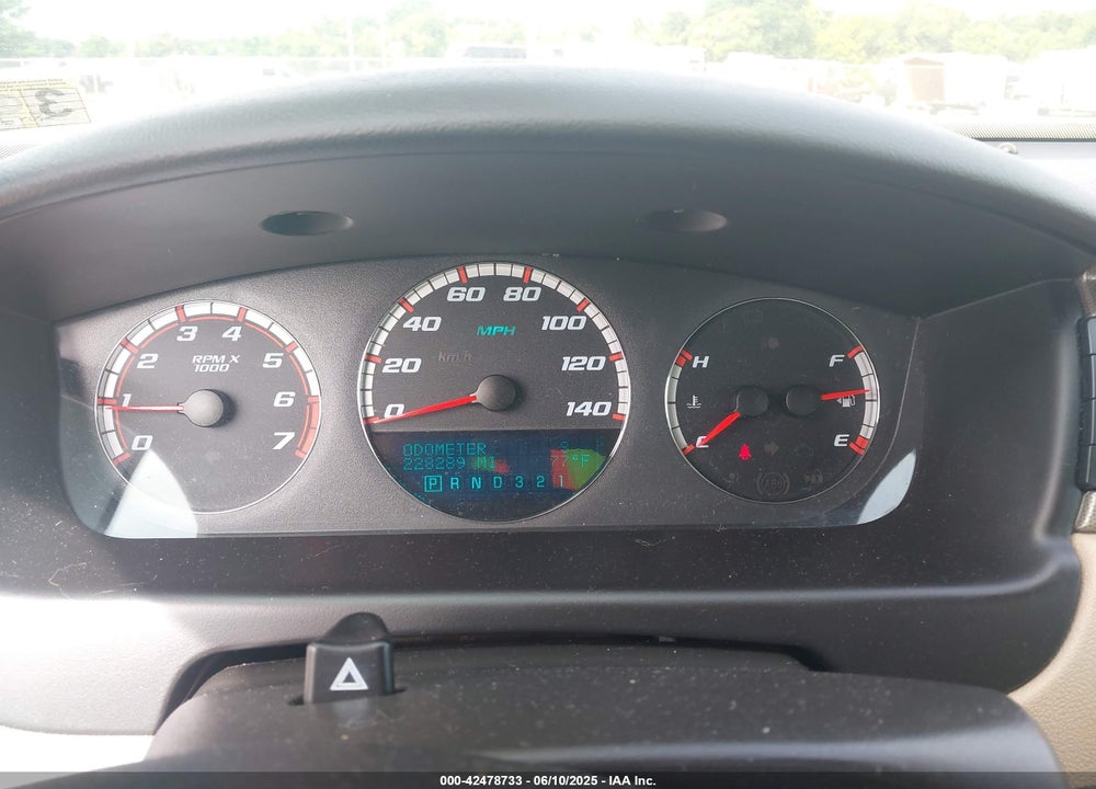 2008 CHEVROLET IMPALA VIN: 2G1WD58C489130142