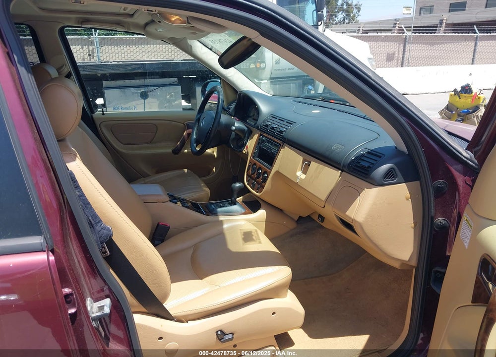 1999 MERCEDES-BENZ ML 320 VIN: 4JGAB54E4XA118862