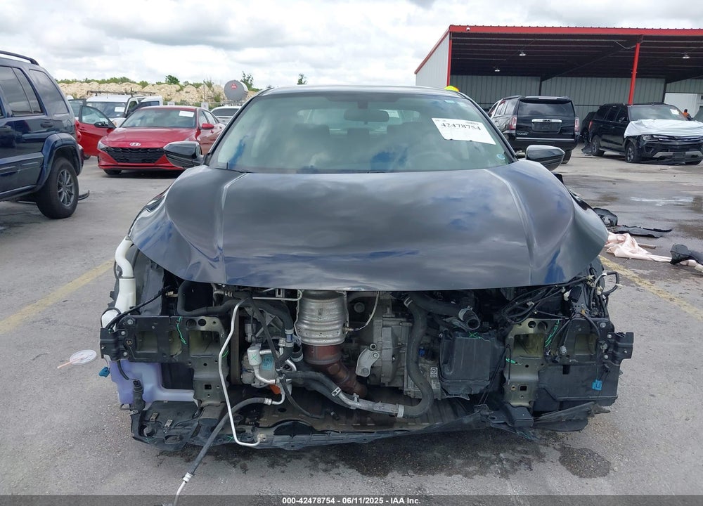 2018 HONDA CIVIC VIN: 2HGFC2F51JH598663