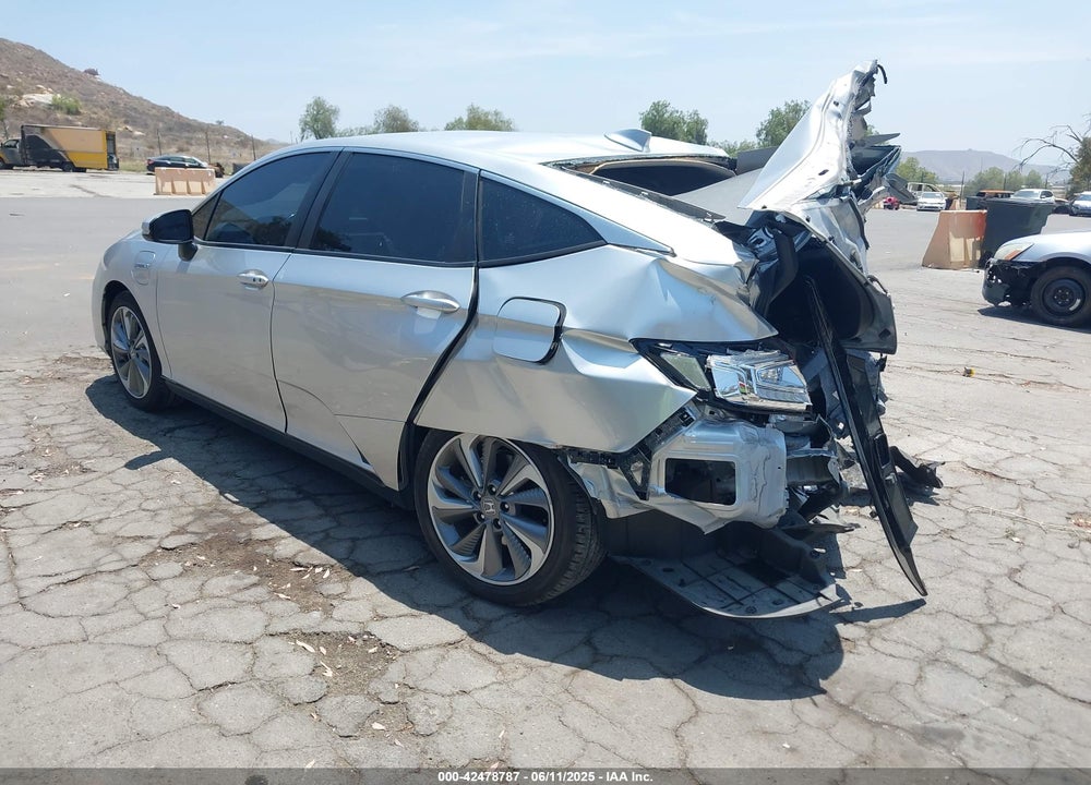 2018 HONDA CLARITY PLUG-IN HYBRID TOURING VIN: JHMZC5F31JC021516