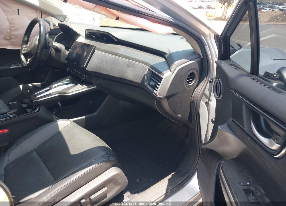 2018 HONDA CLARITY PLUG-IN HYBRID TOURING VIN: JHMZC5F31JC021516