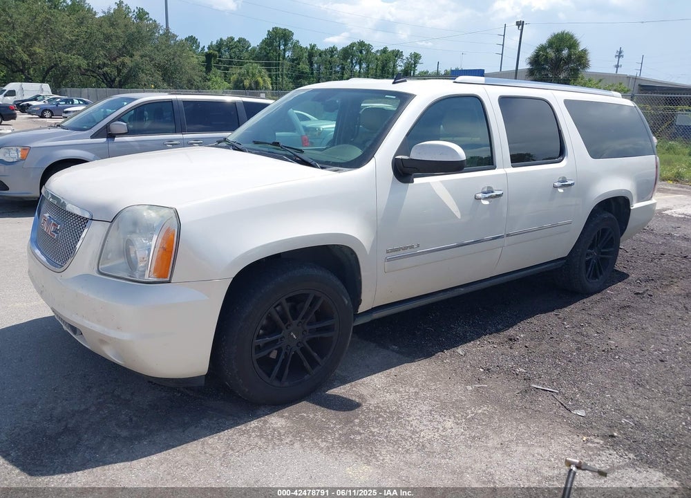 2011 GMC YUKON XL 1500 VIN: 1GKS2MEF1BR255184