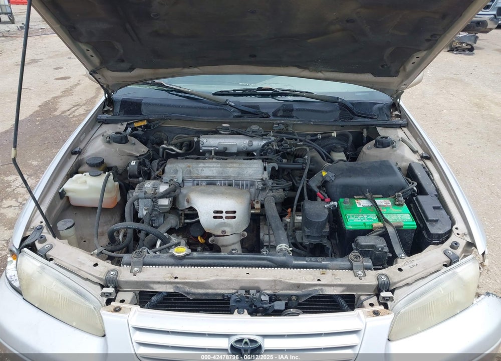 1999 TOYOTA CAMRY LE VIN: 4T1BG22K4XU574226