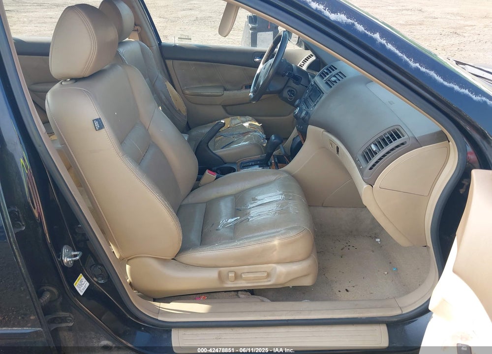 2003 HONDA ACCORD 3.0 EX VIN: 1HGCM665X3A074677
