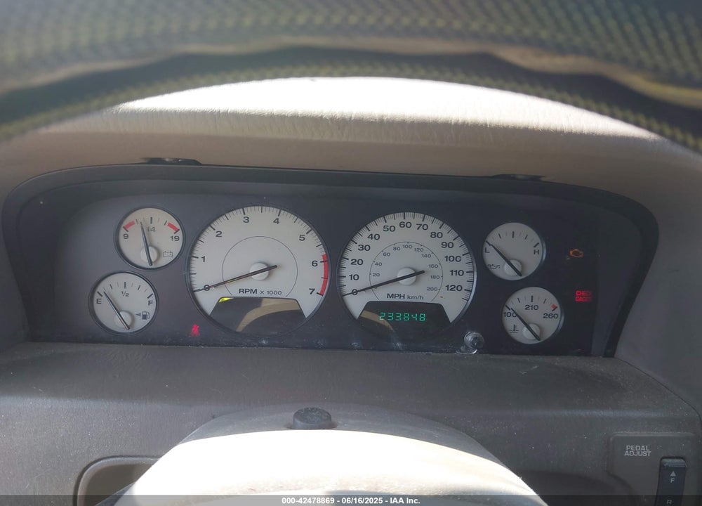 2002 JEEP GRAND CHEROKEE LIMITED VIN: 1J8GW58N62C213751