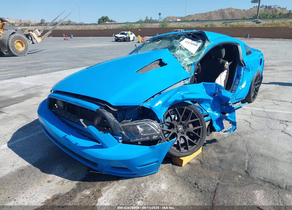 2014 FORD MUSTANG VIN: 1ZVBP8CF8E5240911