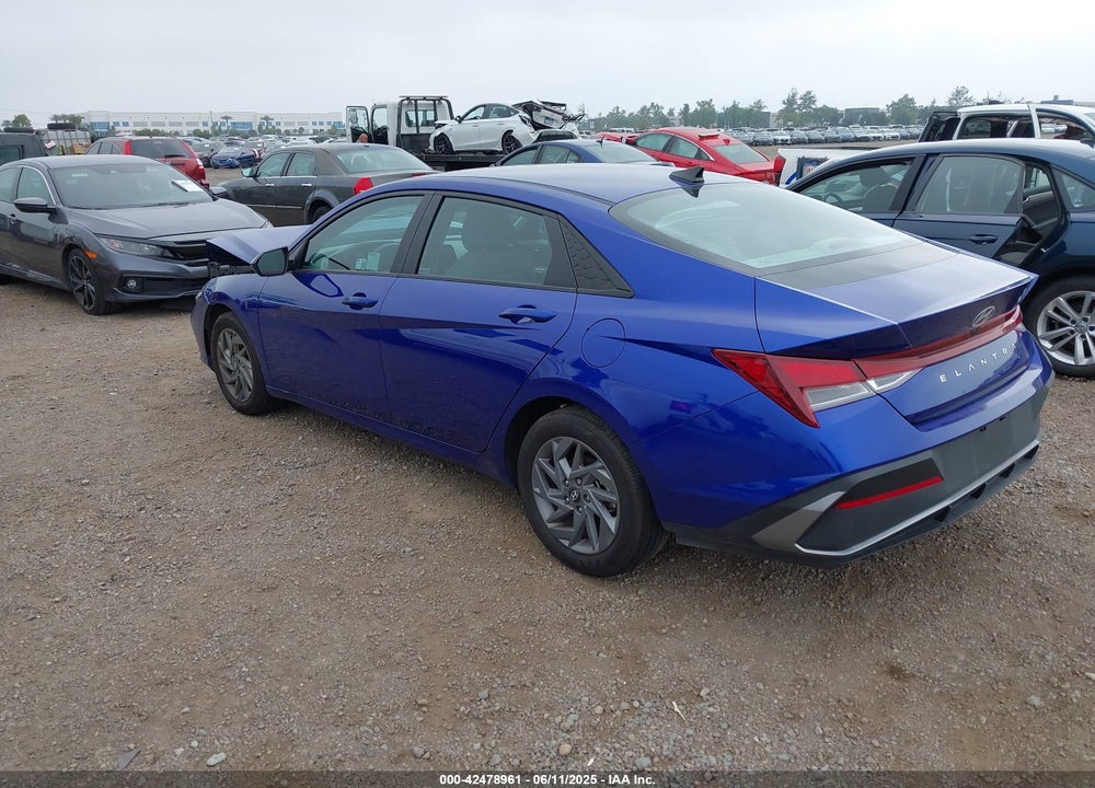 2024 HYUNDAI ELANTRA VIN: KMHLM4DG0RU740634