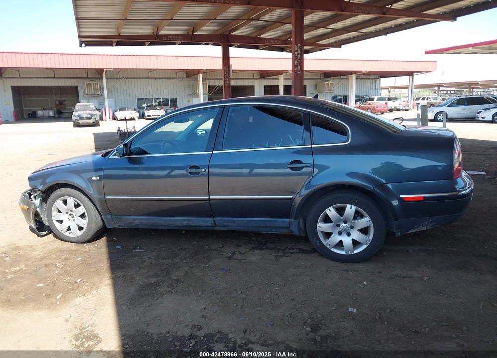 2002 VOLKSWAGEN PASSAT VIN: WVWRH63B22P348991