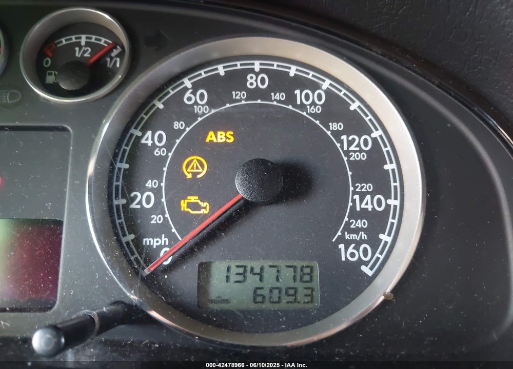 2002 VOLKSWAGEN PASSAT VIN: WVWRH63B22P348991