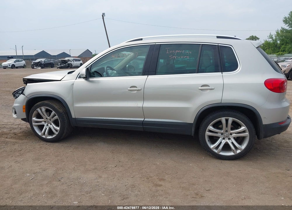2012 VOLKSWAGEN TIGUAN VIN: WVGBV7AX7CW604589