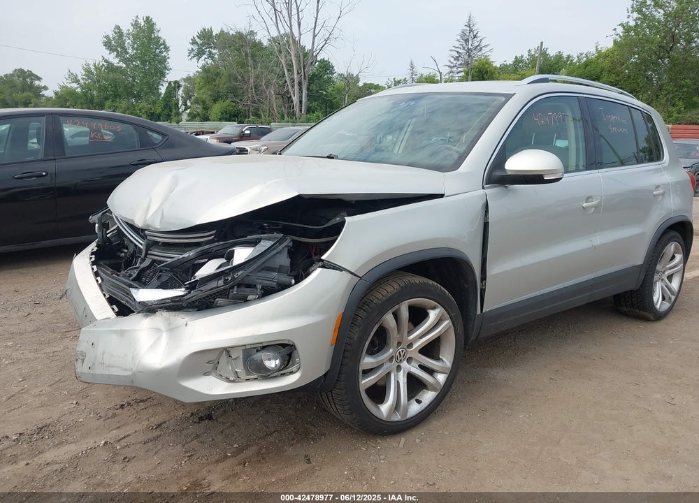 2012 VOLKSWAGEN TIGUAN VIN: WVGBV7AX7CW604589