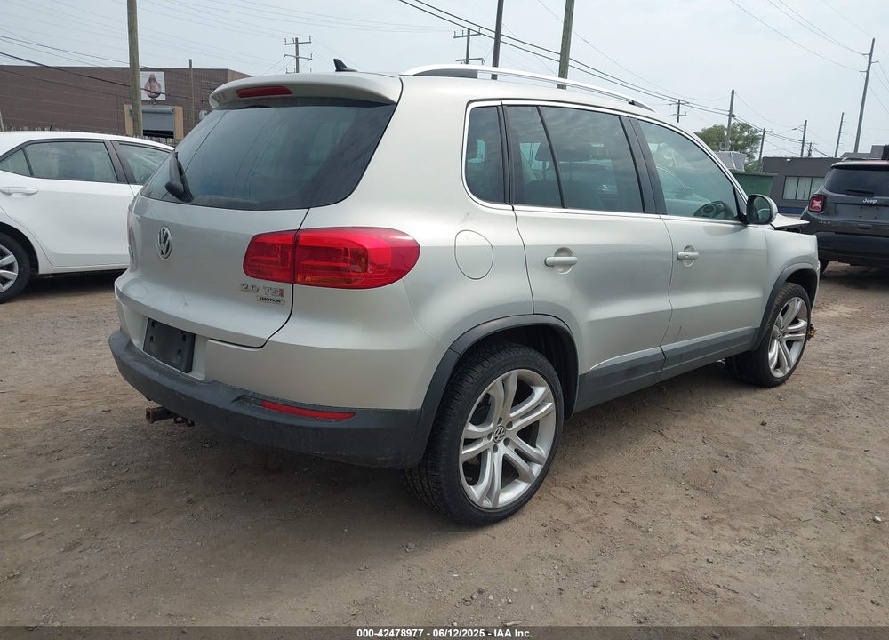 2012 VOLKSWAGEN TIGUAN VIN: WVGBV7AX7CW604589