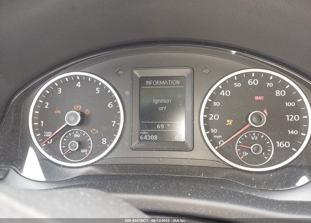 2012 VOLKSWAGEN TIGUAN VIN: WVGBV7AX7CW604589