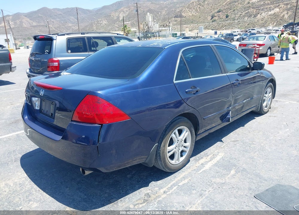 2007 HONDA ACCORD VIN: 1HGCM563X7A158903