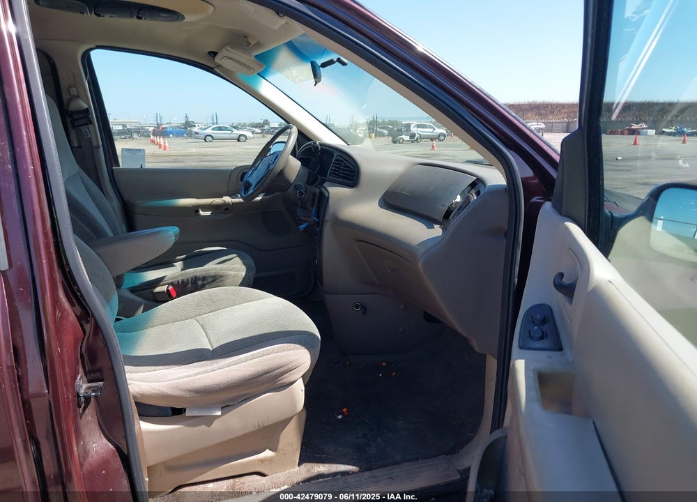 2000 FORD WINDSTAR LX VIN: 2FMZA5142YBB02716