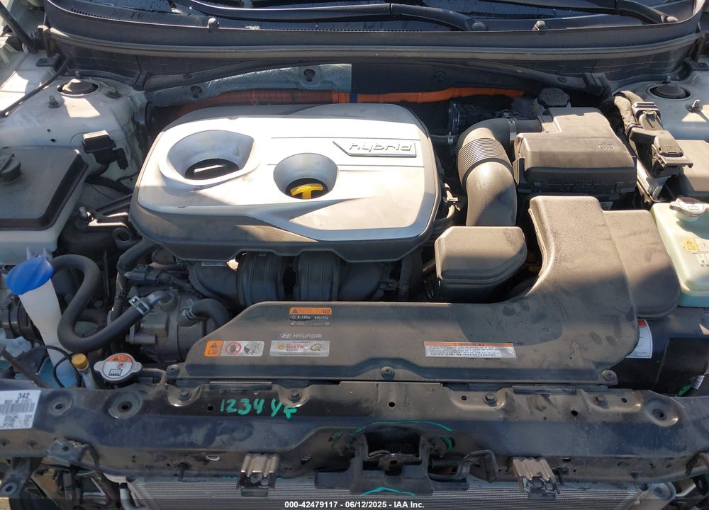 2016 HYUNDAI SONATA HYBRID LIMITED VIN: KMHE34L1XGA019373