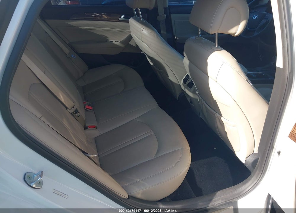 2016 HYUNDAI SONATA HYBRID LIMITED VIN: KMHE34L1XGA019373
