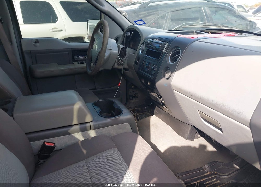 2005 FORD F-150 LARIAT/XLT VIN: 1FTPW12505KE59309