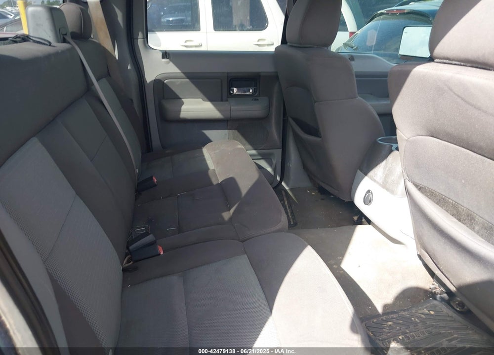 2005 FORD F-150 LARIAT/XLT VIN: 1FTPW12505KE59309