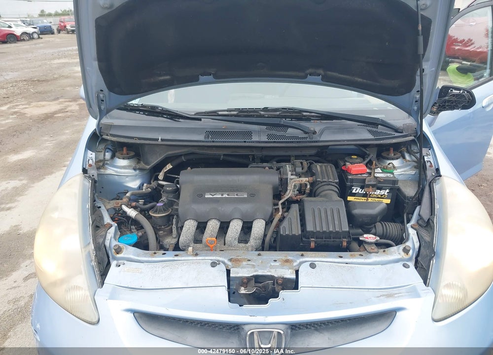 2008 HONDA FIT VIN: JHMGD38498S018054