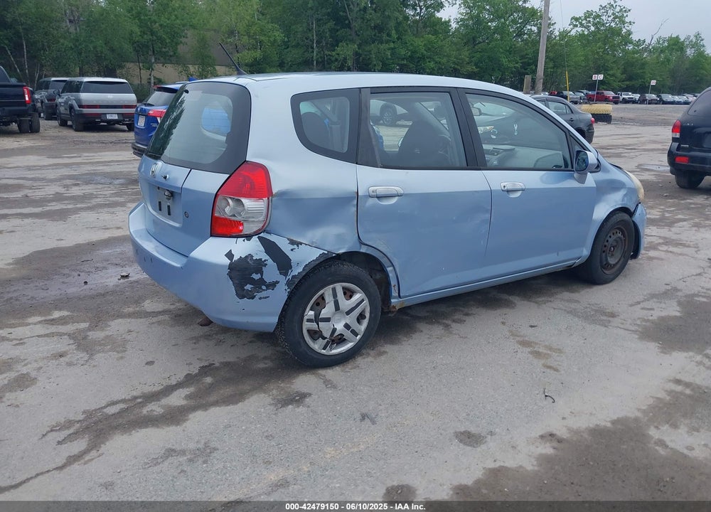 2008 HONDA FIT VIN: JHMGD38498S018054