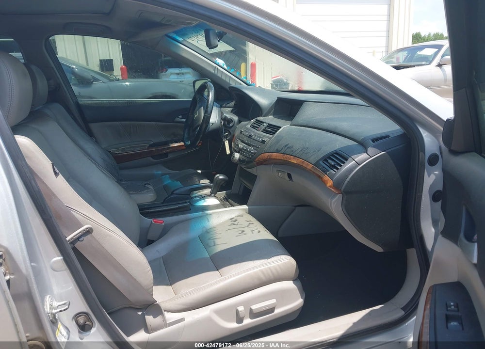 2011 HONDA ACCORD 2.4 EX-L VIN: 1HGCP2F8XBA106181